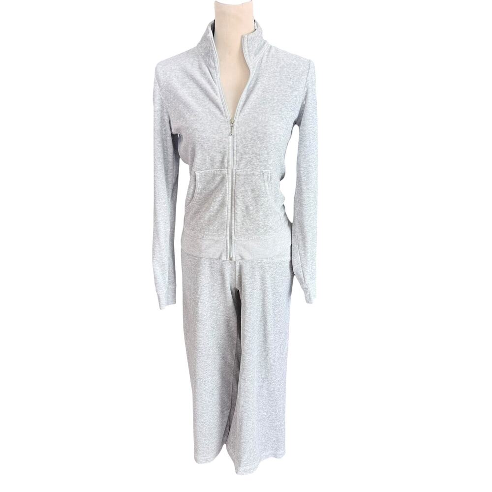 Juicy Couture Velour Track Suit Set Gray Wide Leg Capris Zip Jacket Womens M